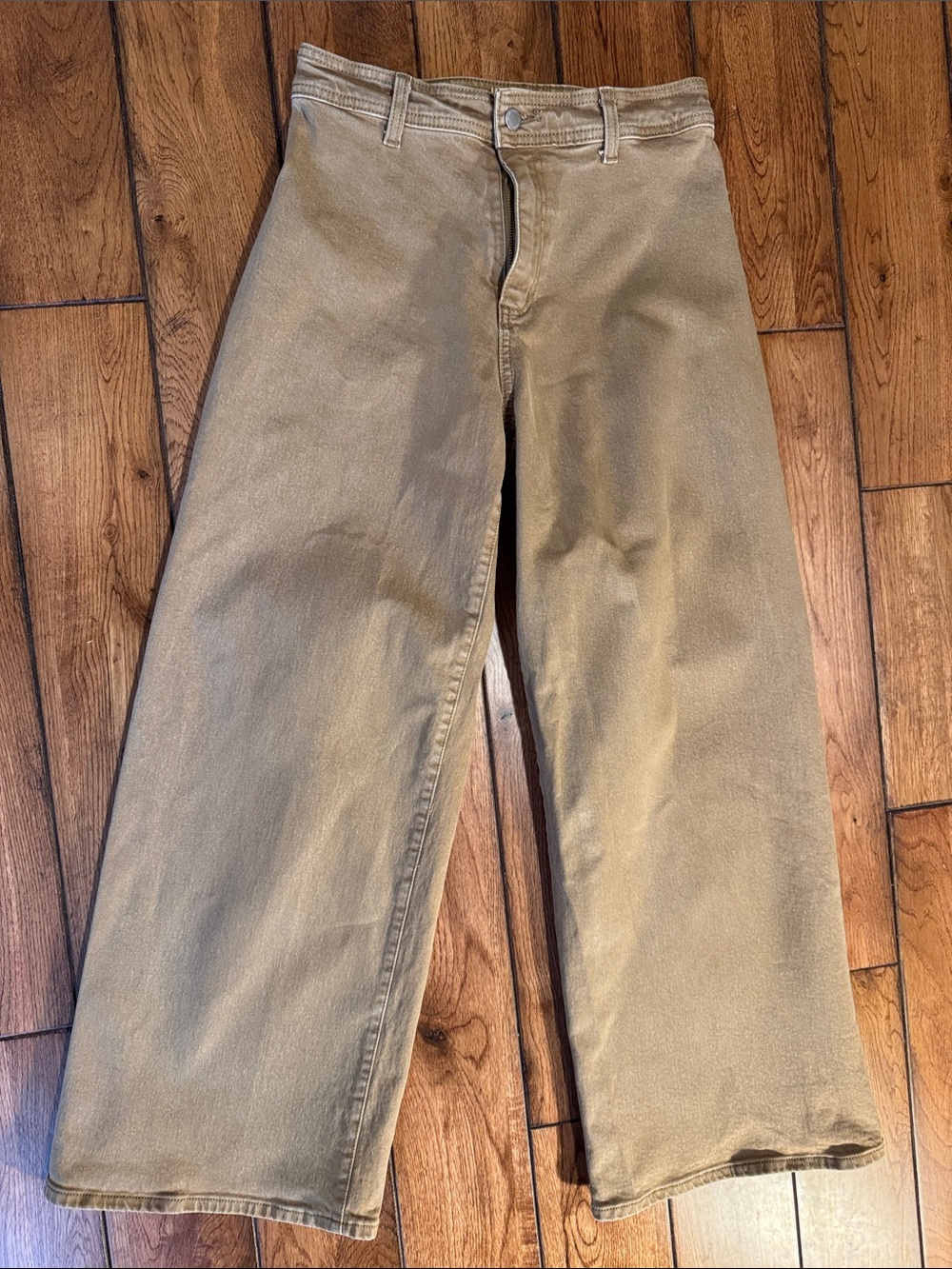 Universal Thread Sailor High-Rise Wide Leg women’s Pants in Light Tan sz. 6